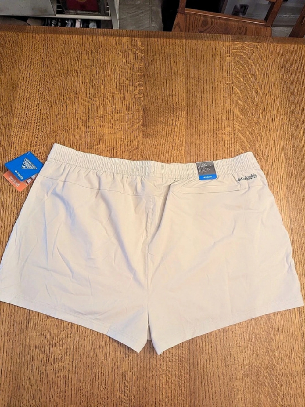 Columbia │PFG Rugged Water Short │Color- Stone │Womens │XXL │Inseam 2" │NEW - Picture 2 of 14